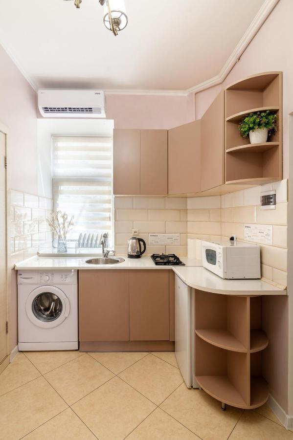 Avangard Magnus Apartment Lviv Exterior foto