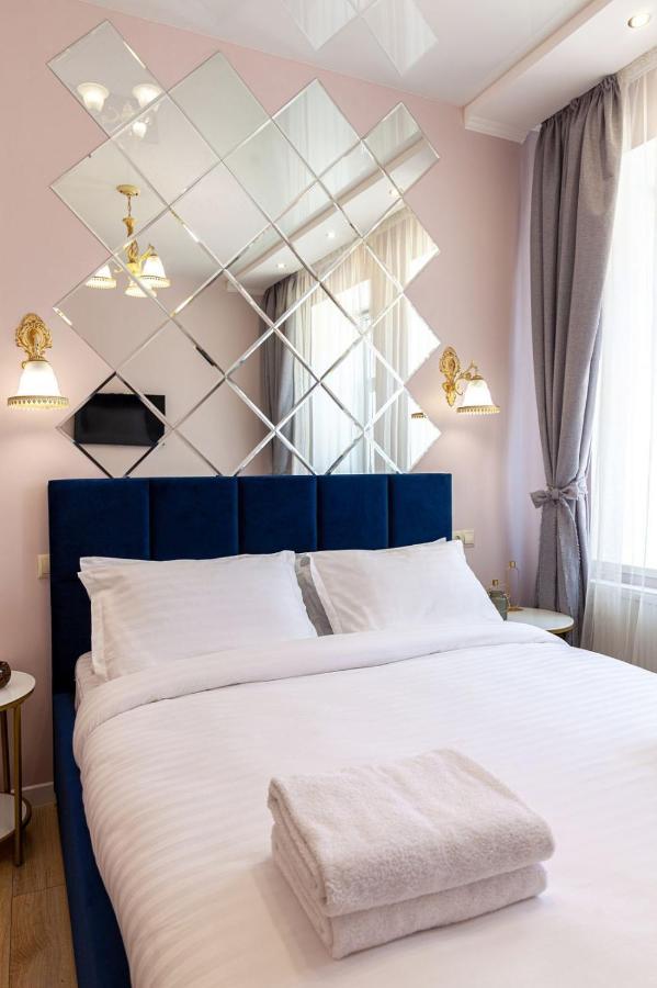 Avangard Magnus Apartment Lviv Exterior foto