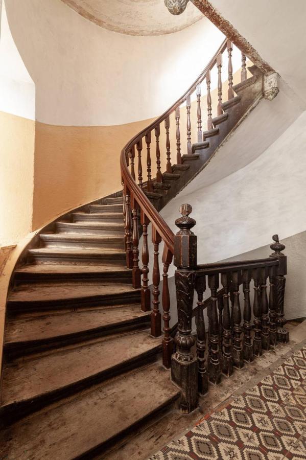 Avangard Magnus Apartment Lviv Exterior foto